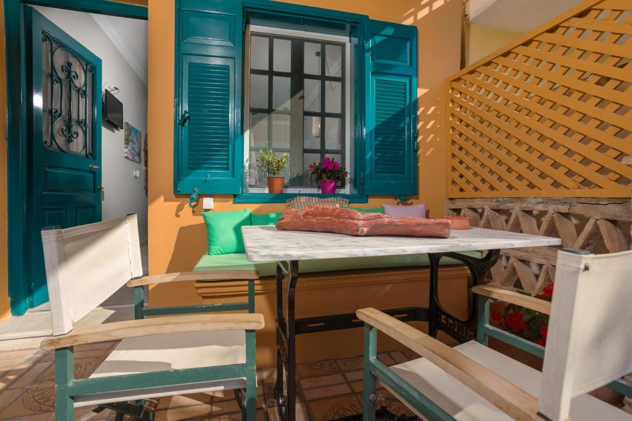 Lithari Penthouse Аликанас